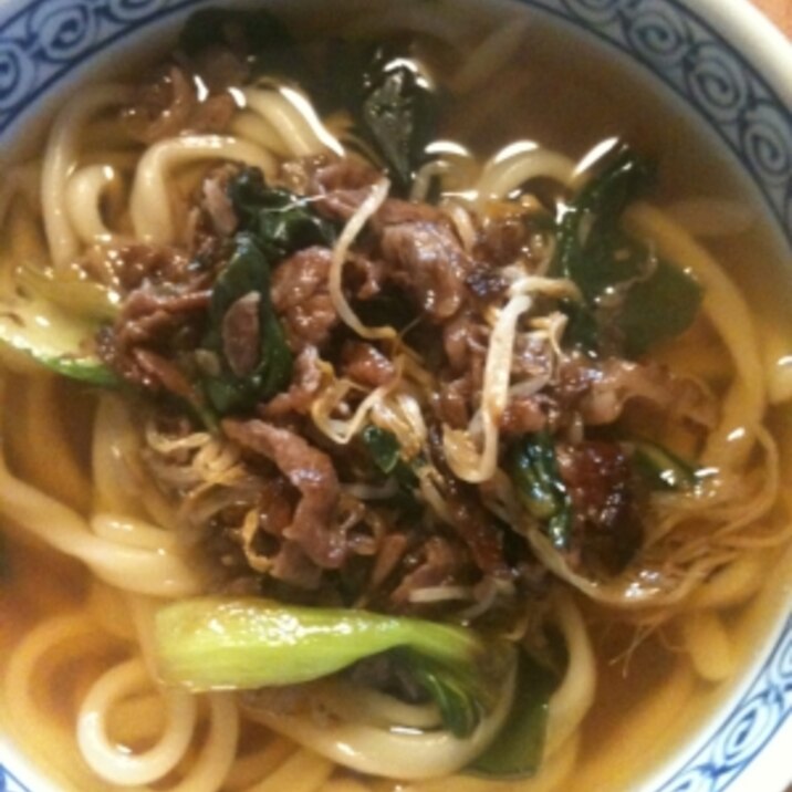 もやしとちんげん菜の肉うどん